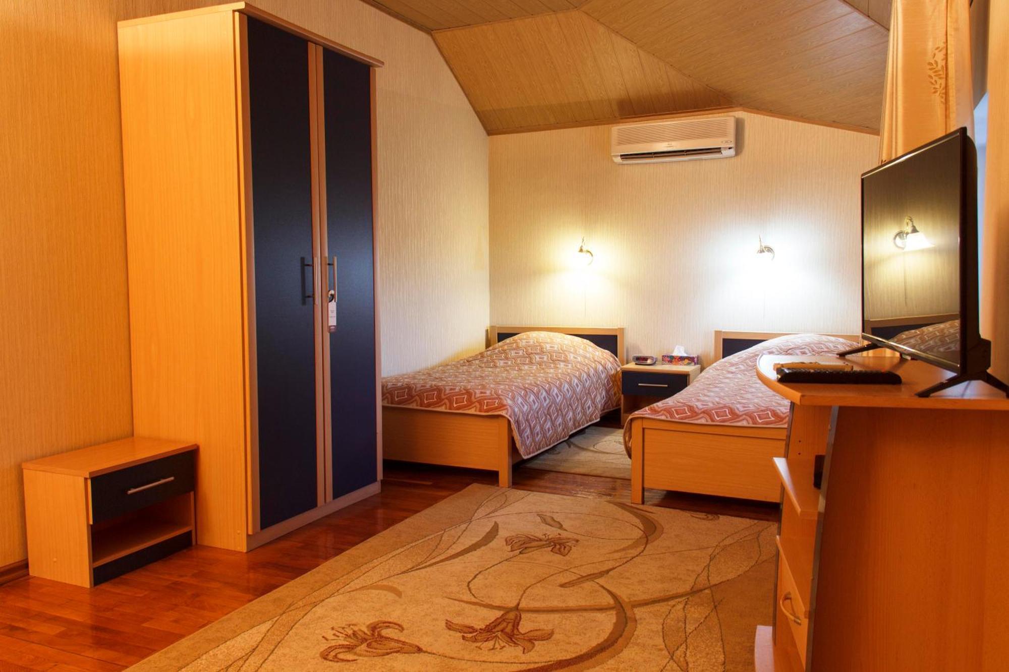 Starye Bendery Hotel Ngoại thất bức ảnh